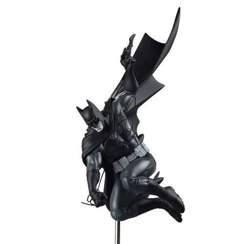 Batman Black and White by Inhyuk Lee 1:10 Scale Resin Statue