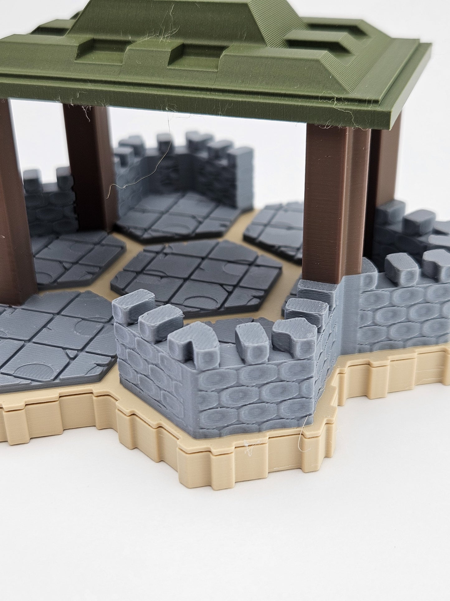 Gravenhold Masons - Fortified Outpost (7-Hex with Roof)