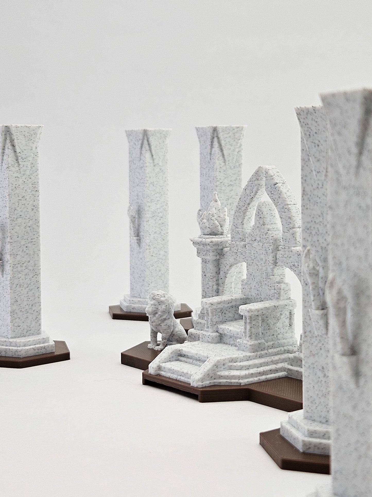 The Shattered Court - Throne Room Set