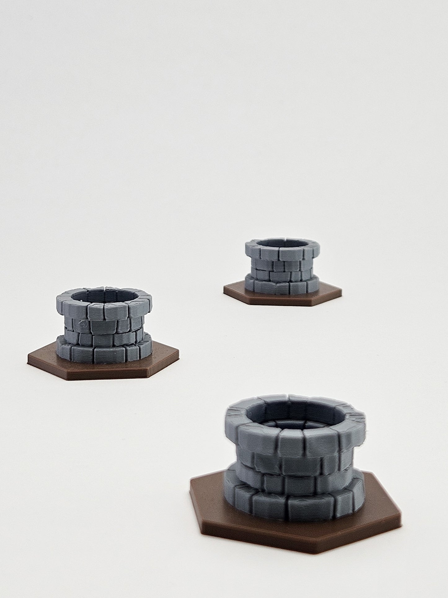 Edgeland Steadings - Simple Wells (Set of 3)