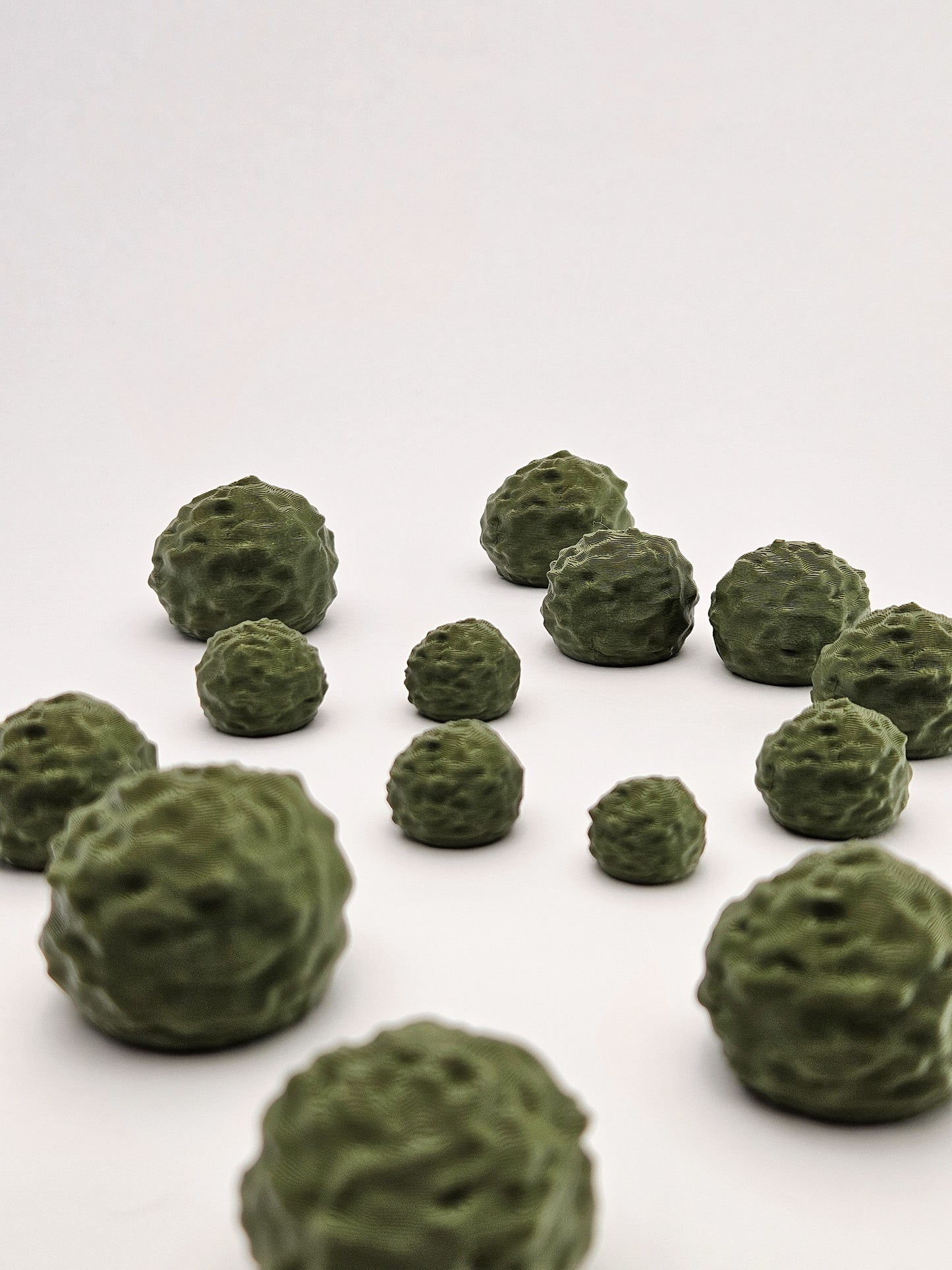 Elderwood - Wild Shrub Cluster (Set of 14)
